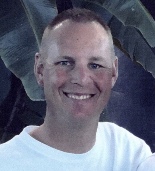 Jeffrey D Lindquist 